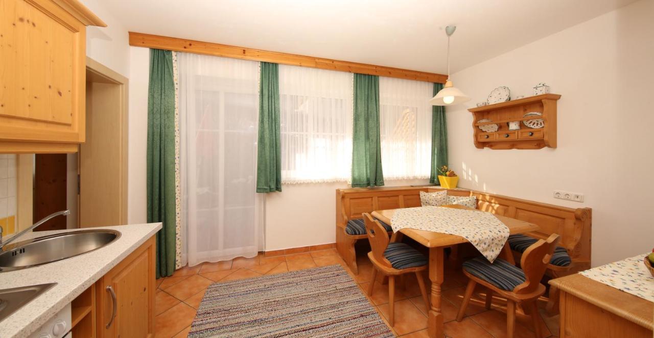 Bio-Bauernhof-Hotel Matlschweiger Lassing エクステリア 写真