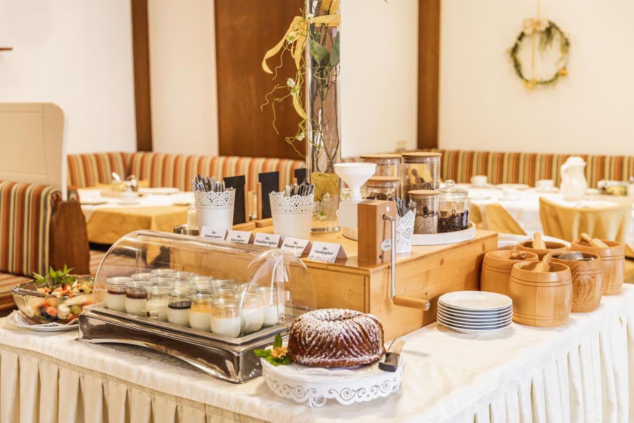 Bio-Bauernhof-Hotel Matlschweiger Lassing エクステリア 写真