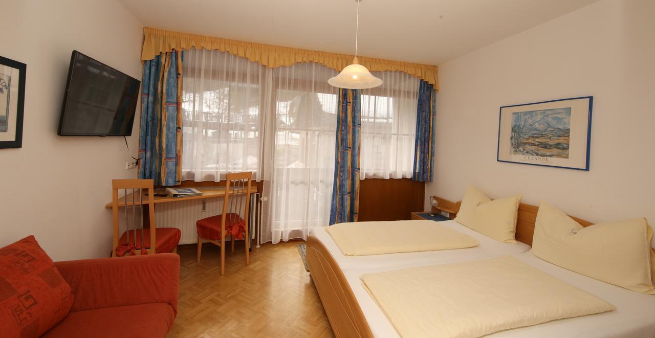 Bio-Bauernhof-Hotel Matlschweiger Lassing エクステリア 写真